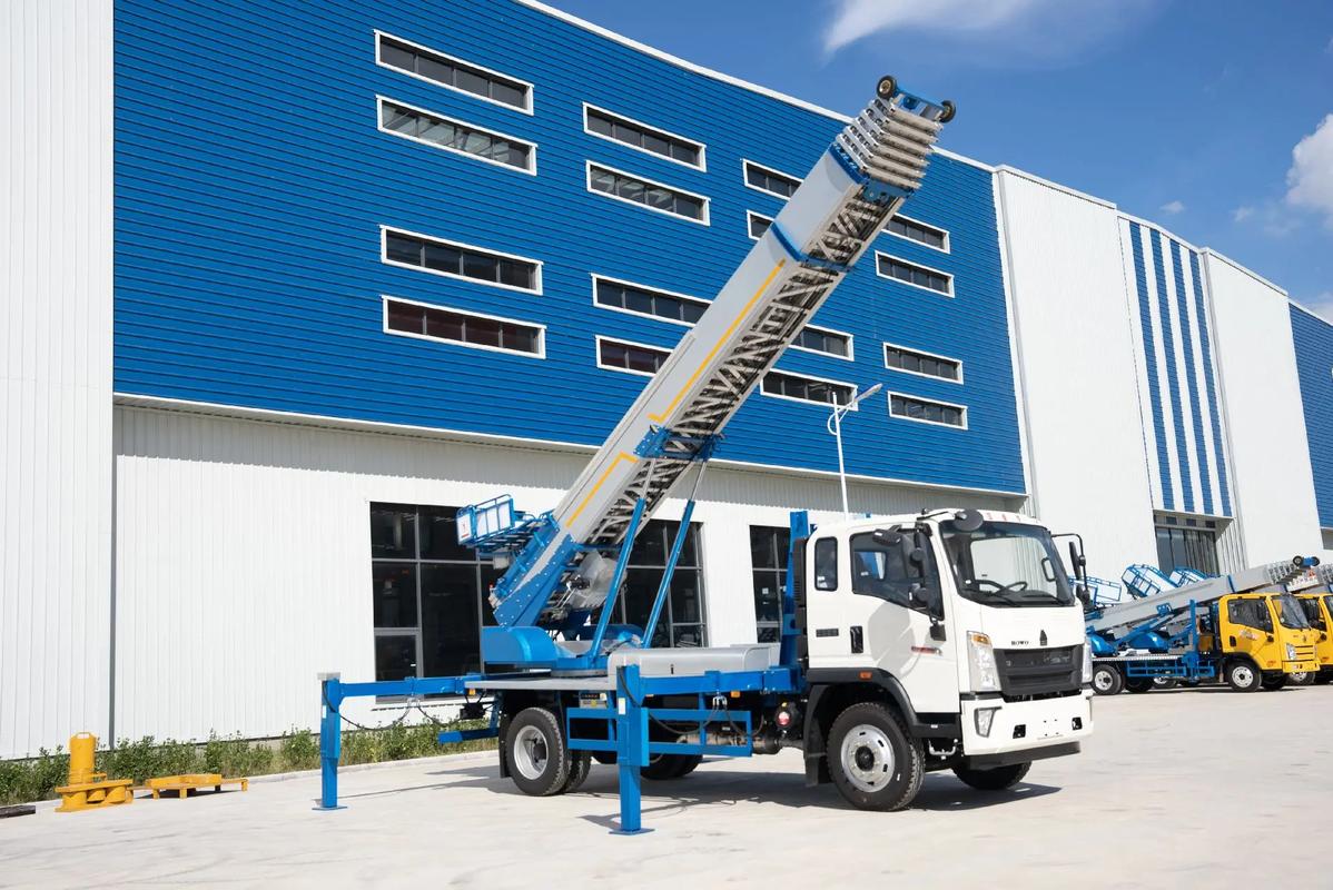 灌南县小型云梯车上料车租赁多少钱